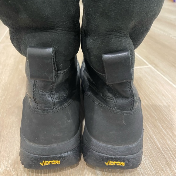 UGG Men's Butte boots in black waterproof leather size 12 - Picture 12 of 16